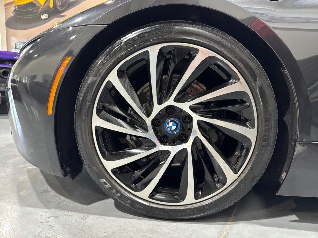 Used 2014 BMW i8 AWD/4WD image 7