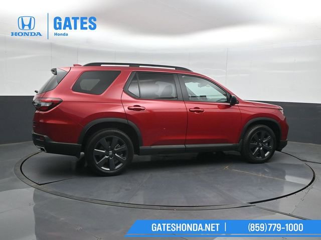 Certified 2025 Honda Pilot Sport image 3