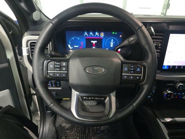 Used 2025 Ford F450 Platinum w/ FX4 Off-Road Package image 13