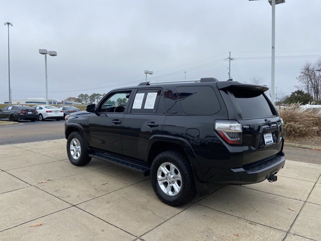 Used 2022 Toyota 4Runner SR5 Premium image 7