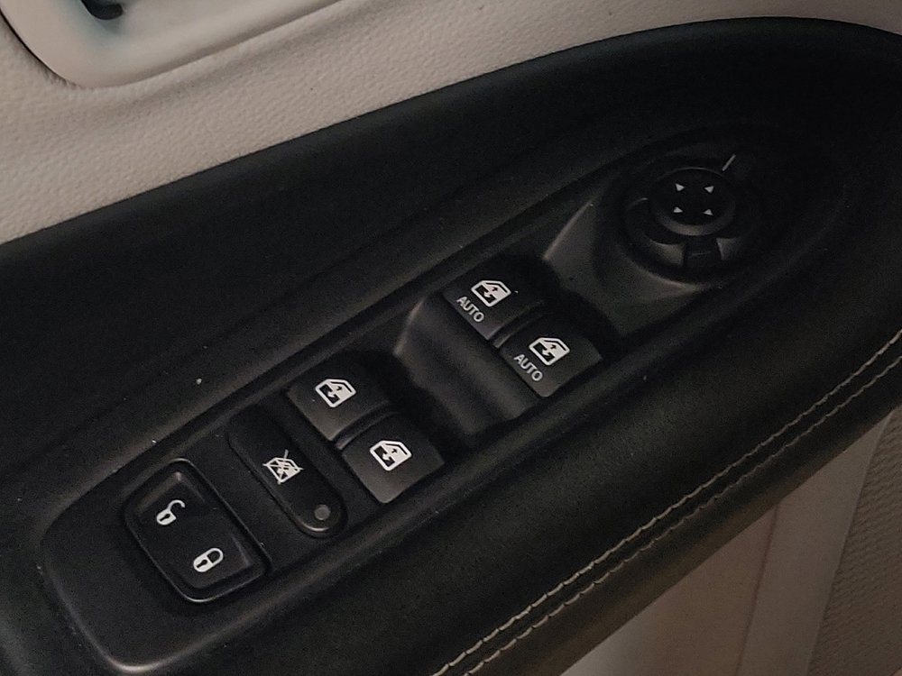 Used 2020 Jeep Compass Latitude w/ Popular Equipment Group AWD/4WD image 27