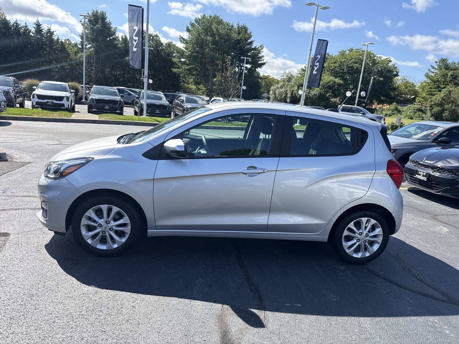 Used 2022 Chevrolet Spark LT FWD image 2