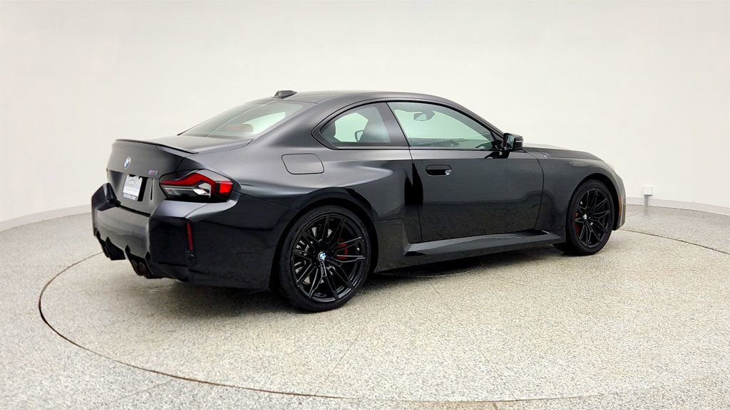 Used 2025 BMW M2 w/ Lighting Package image 5