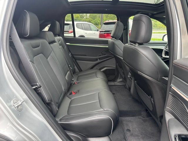 Used 2025 Jeep Wagoneer S Limited AWD/4WD image 15