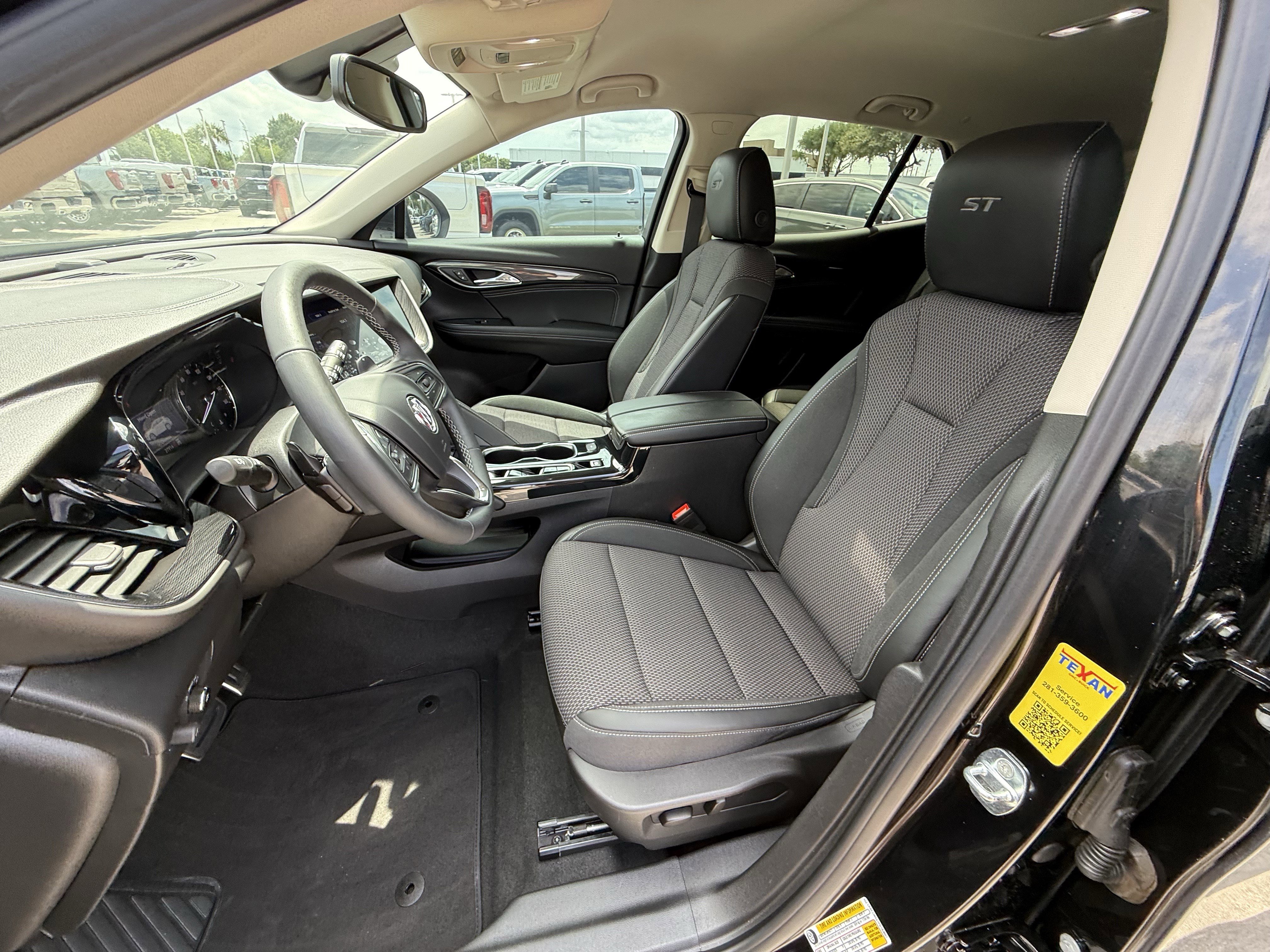 Used 2023 Buick Envision Preferred w/ Sport Touring Package AWD/4WD image 29