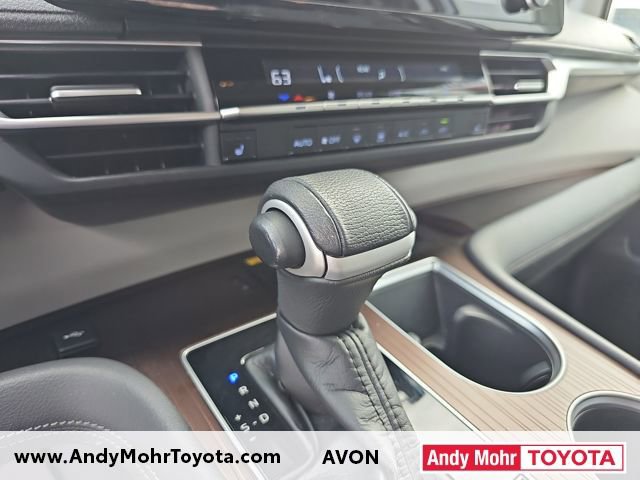 Used 2022 Toyota Sienna XLE w/ XLE Plus Package image 26