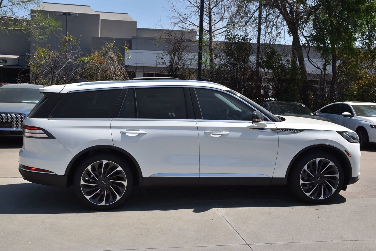 New 2026 Lincoln Aviator Reserve image 5