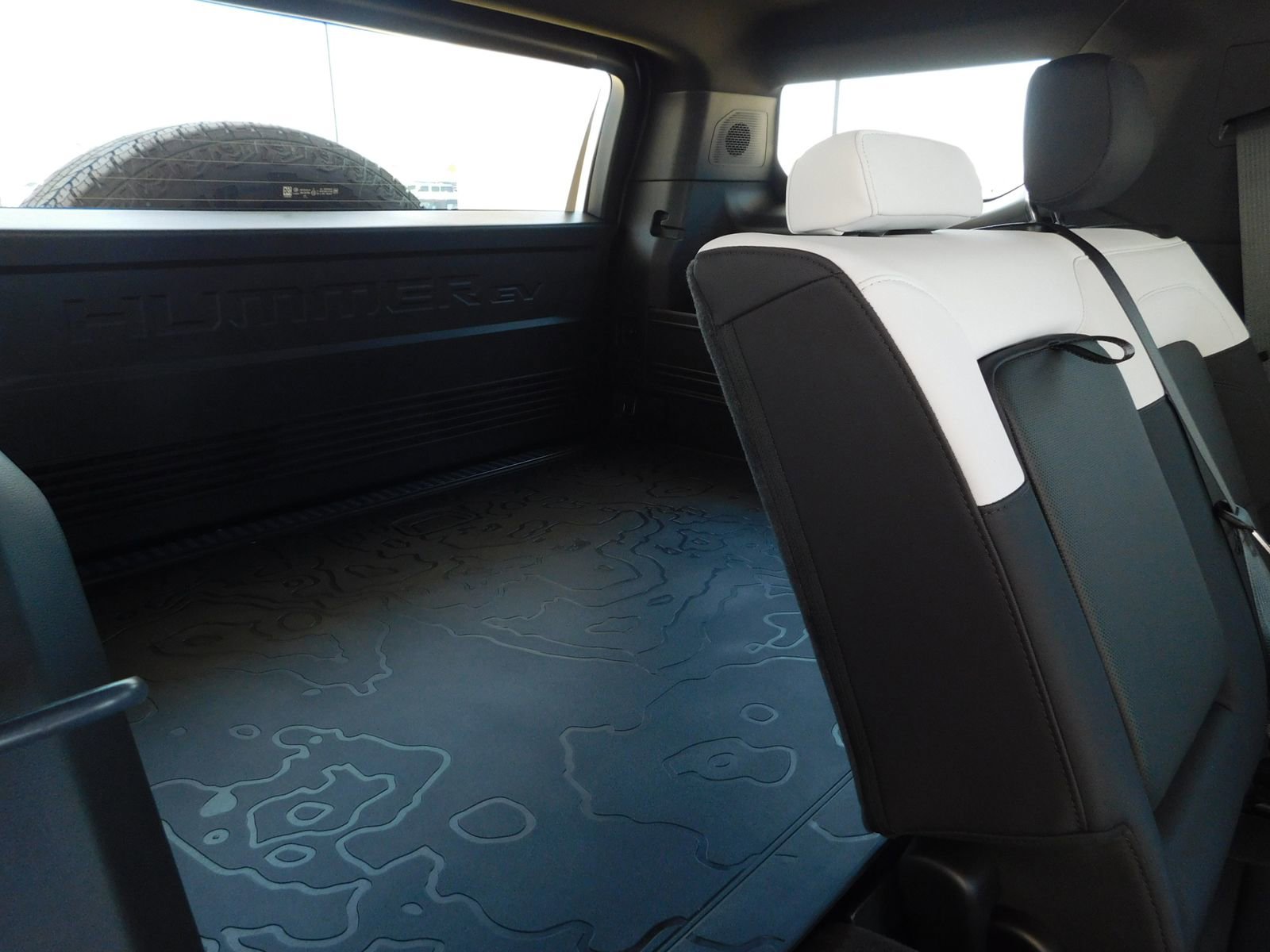 New 2025 GMC Hummer EV 2X image 10