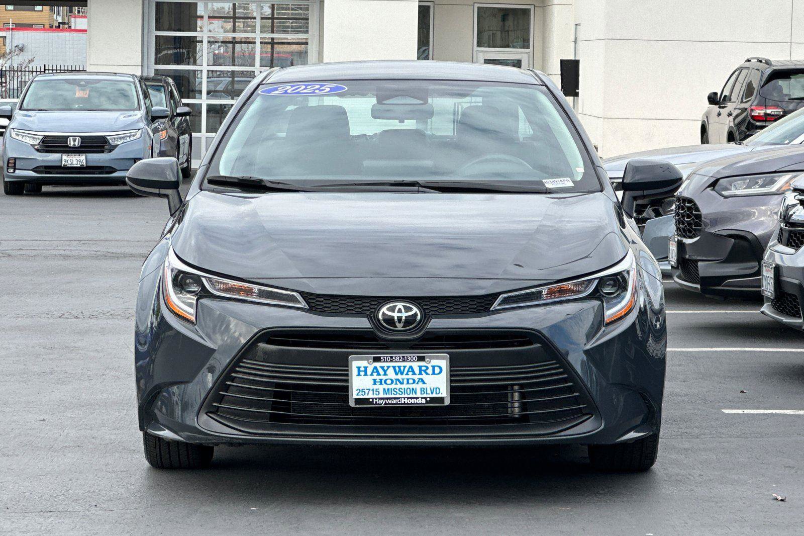 Used 2025 Toyota Corolla LE image 8