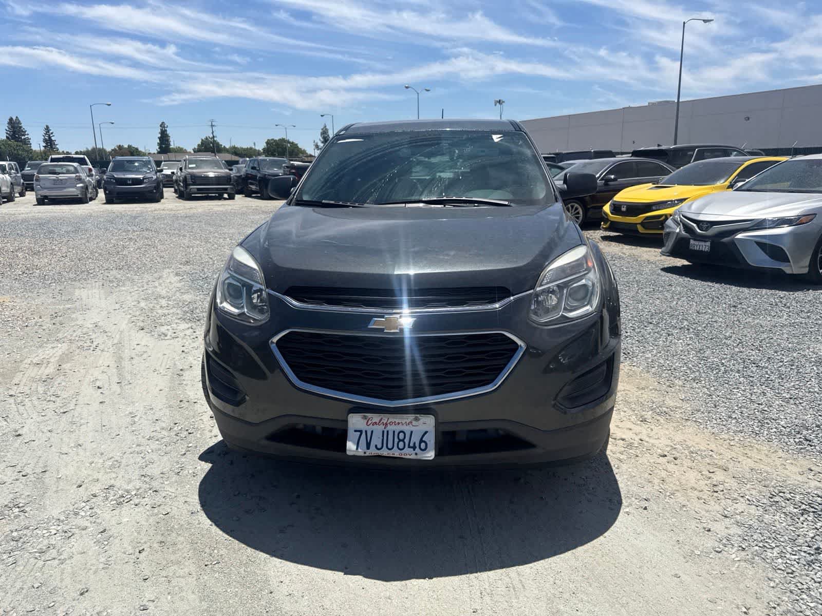 Used 2017 Chevrolet Equinox LS FWD image 2