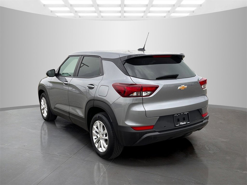 Used 2024 Chevrolet TrailBlazer LS w/ LS Convenience Package image 7