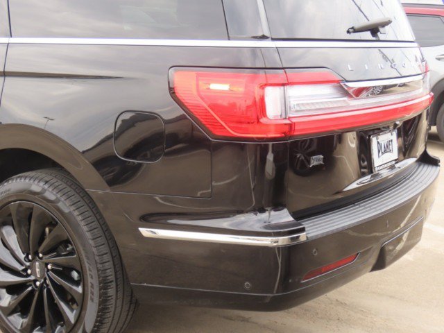 Used 2020 Lincoln Navigator Reserve w/ Equipment Group 208A Reserve AWD/4WD image 14