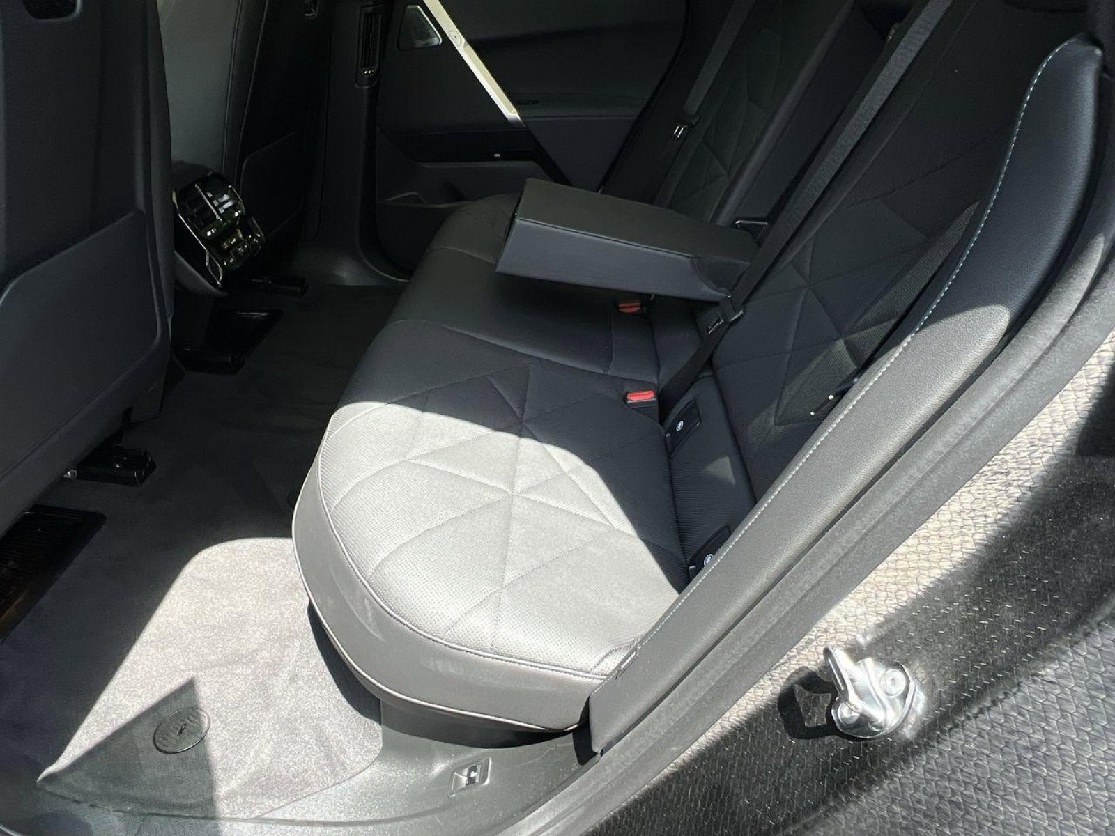 New 2024 BMW iX M60 image 22