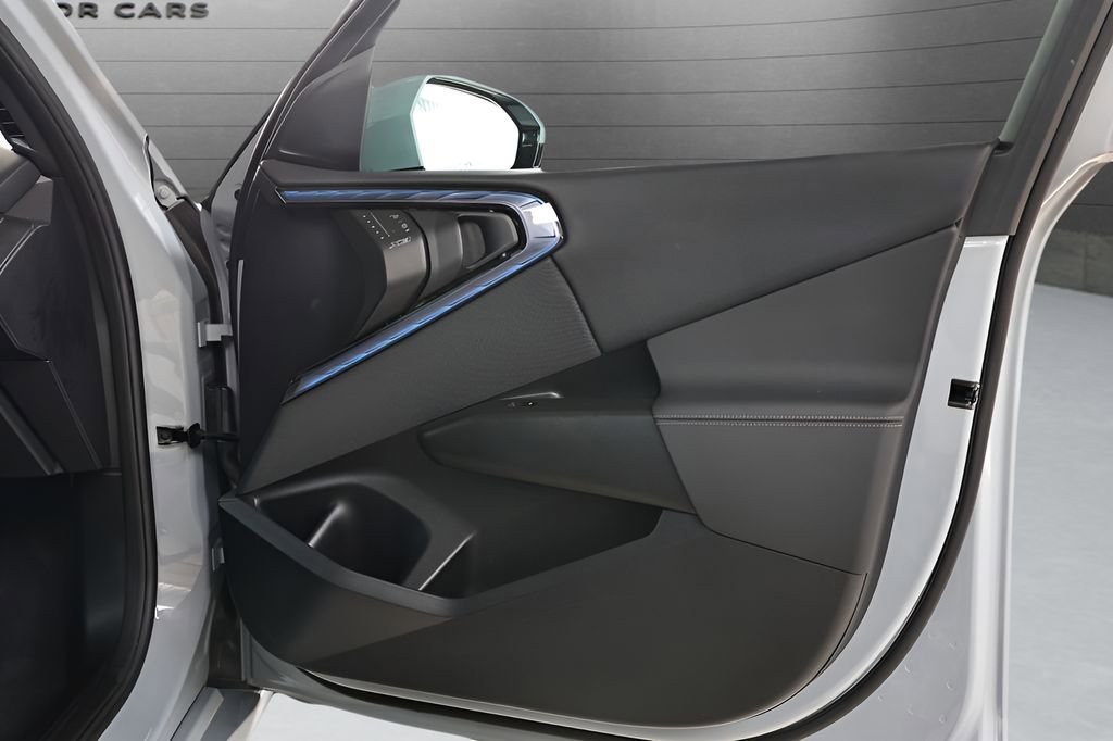 Used 2025 BMW X3 xDrive30i image 65