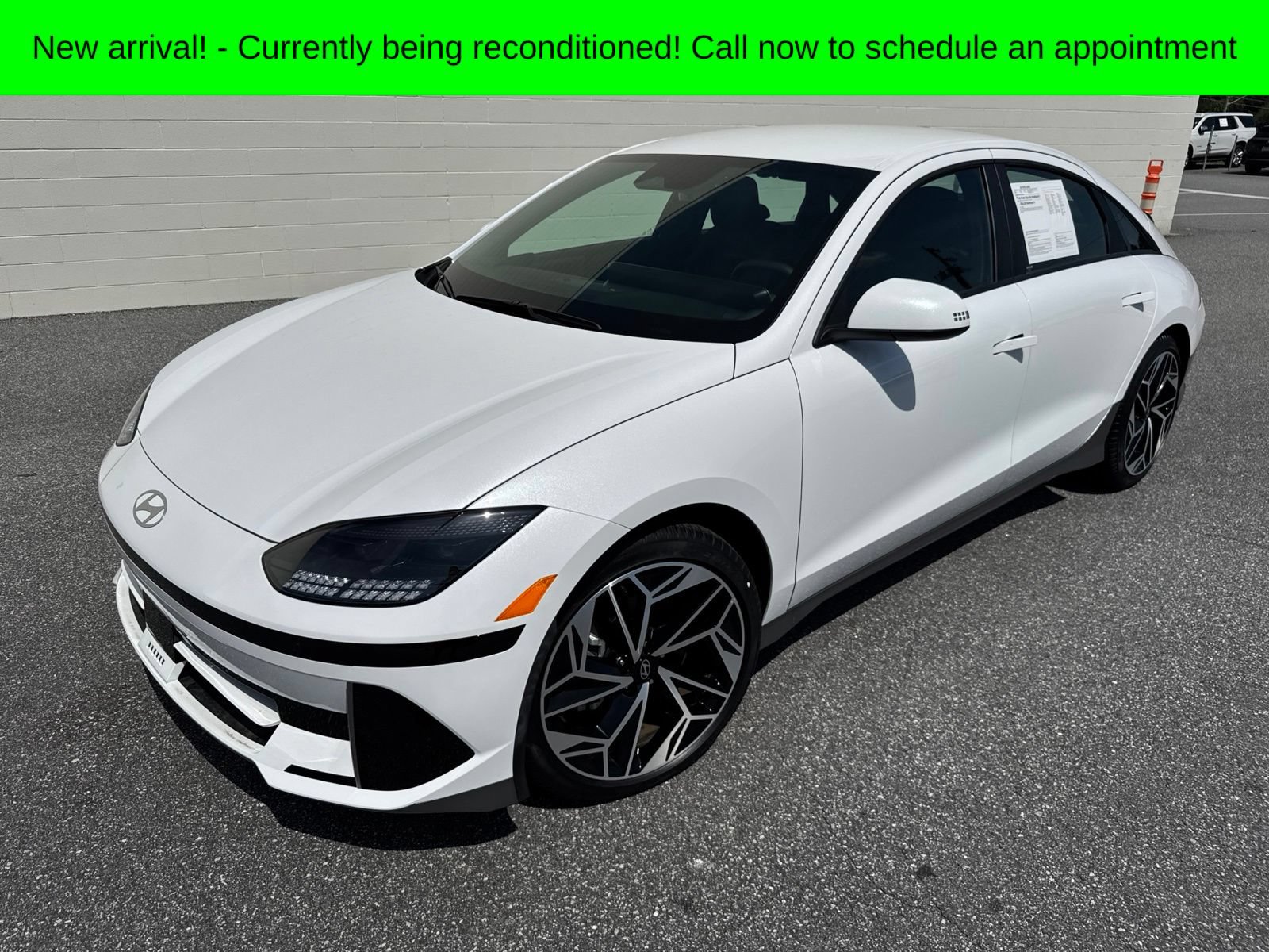 Used 2025 Hyundai Ioniq 6 SEL RWD image 1