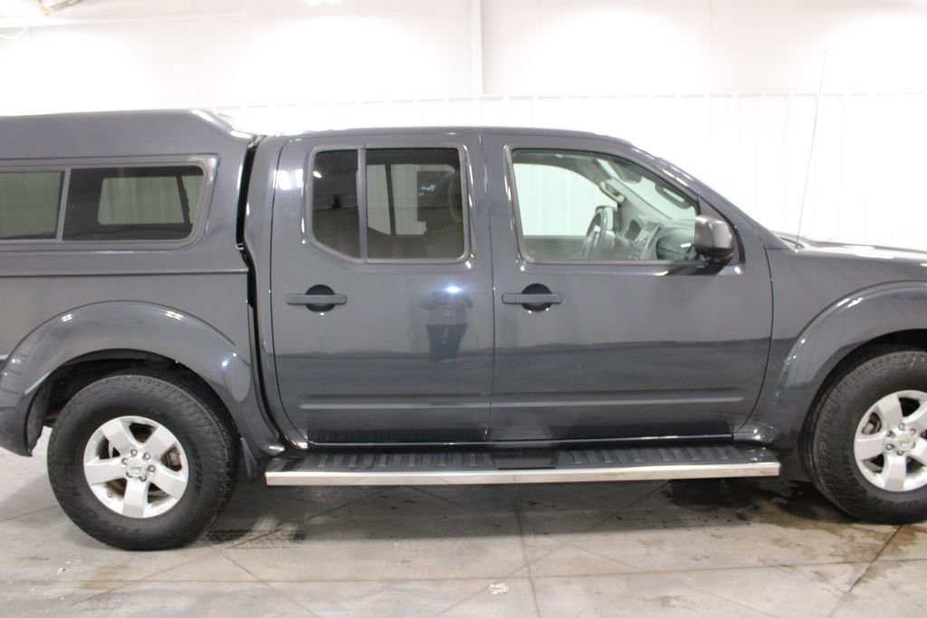 Used 2013 Nissan Frontier SV RWD image 11