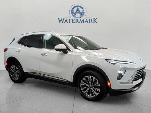 Used 2025 Buick Envision Preferred AWD/4WD image 7