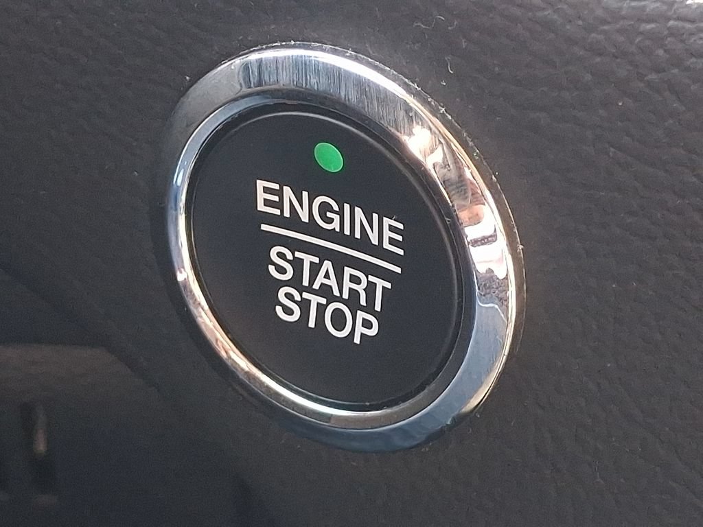 Used 2024 Ford Edge SEL AWD/4WD image 25