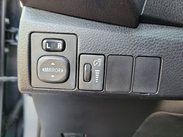 Used 2014 Toyota Corolla L FWD image 18