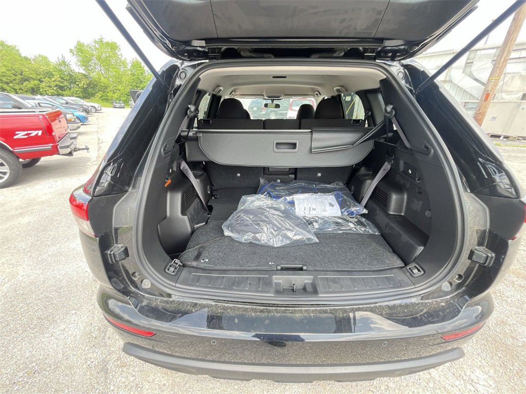 New 2025 Mitsubishi Outlander ES image 22