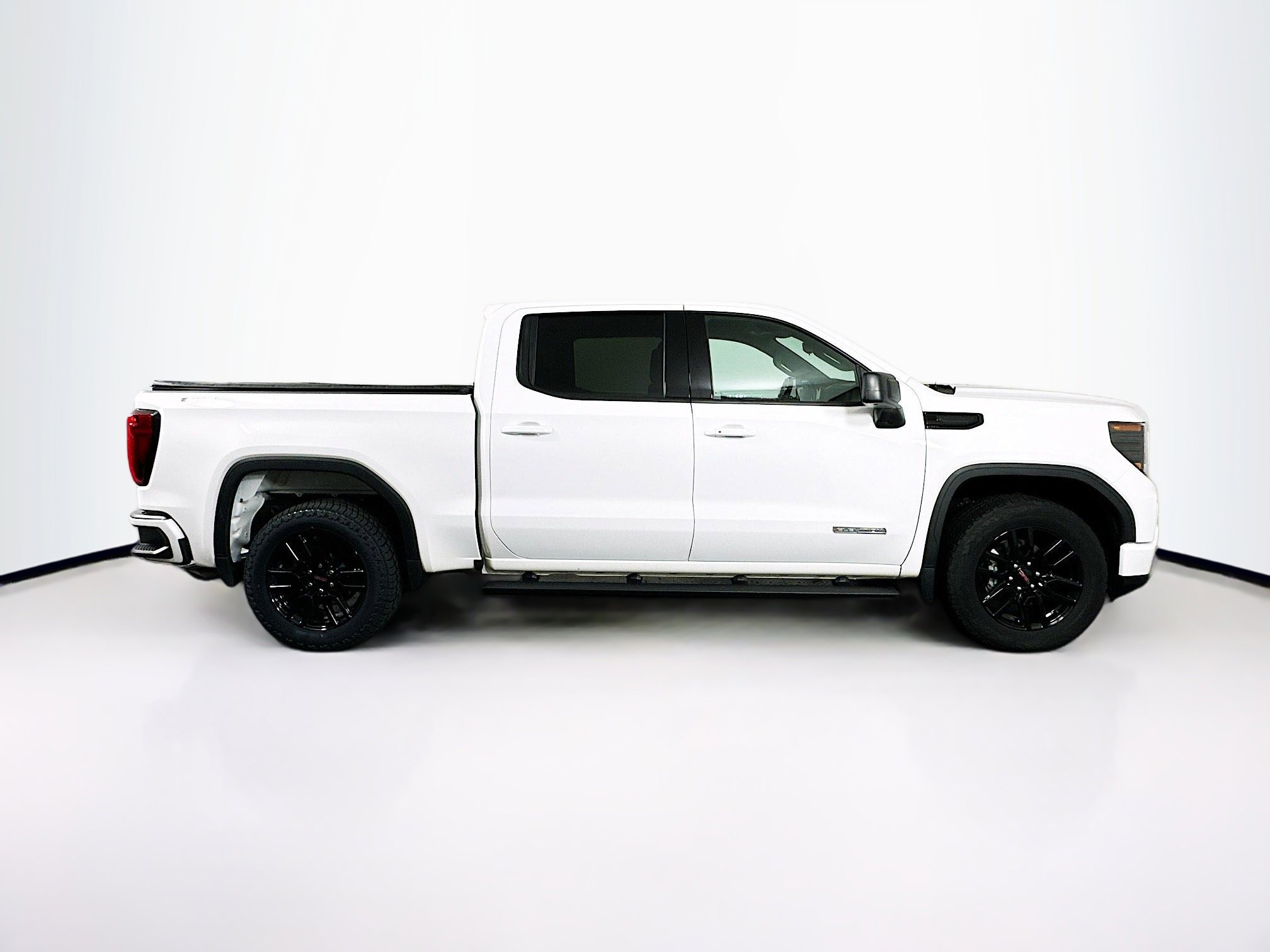 Used 2024 GMC Sierra 1500 Elevation AWD/4WD image 10