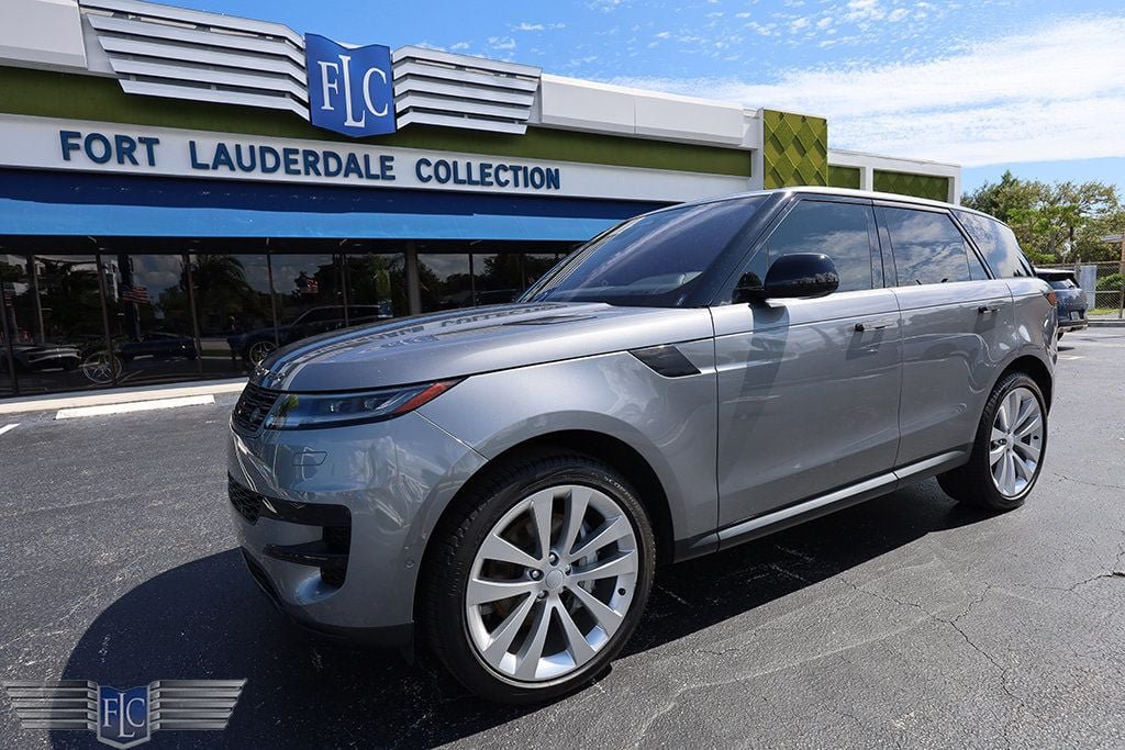 Used 2023 Land Rover Range Rover Sport SE AWD/4WD image 5