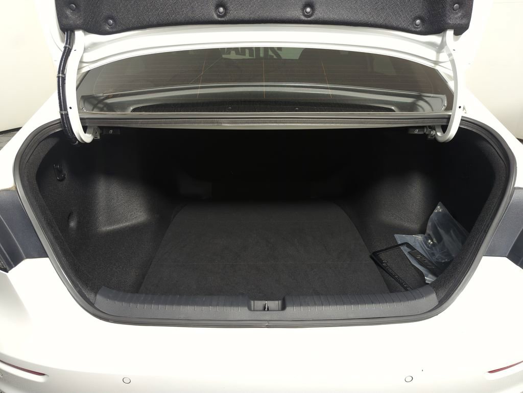 Certified 2024 Honda Accord EX-L image 19