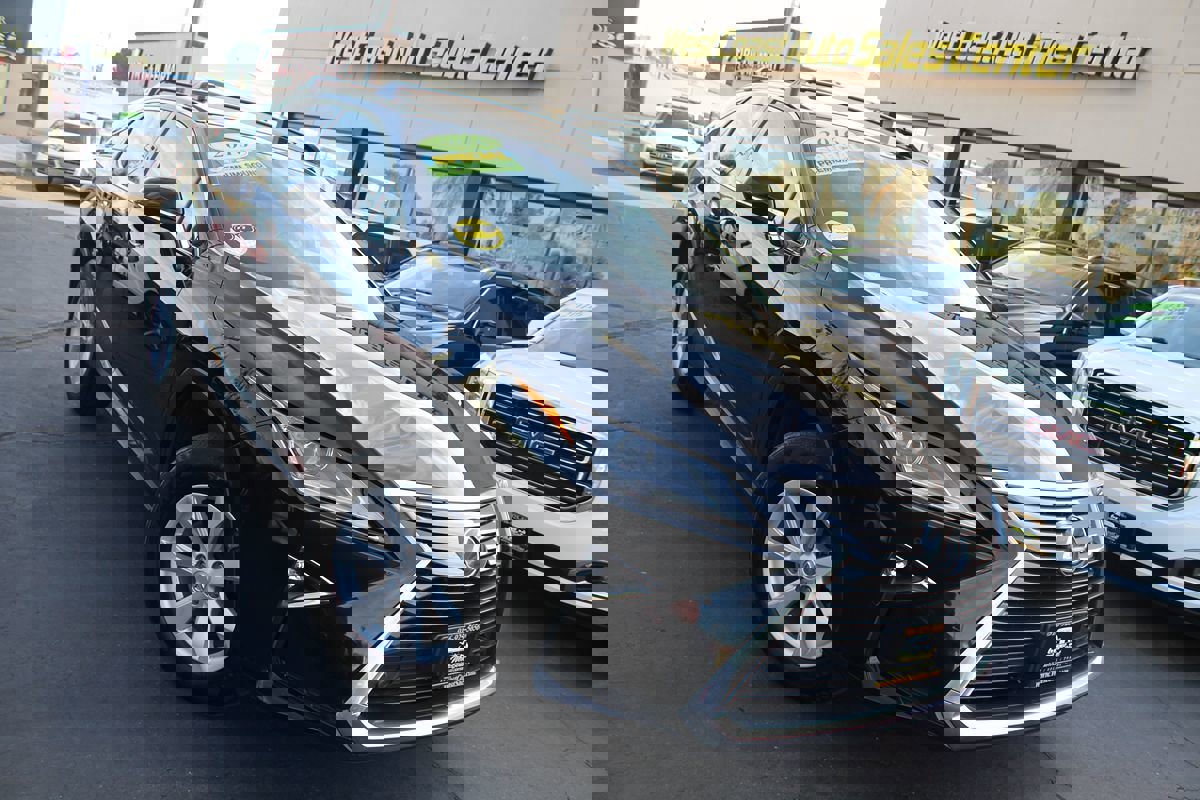 Used 2016 Lexus RX 350 FWD w/ Premium Package image 40