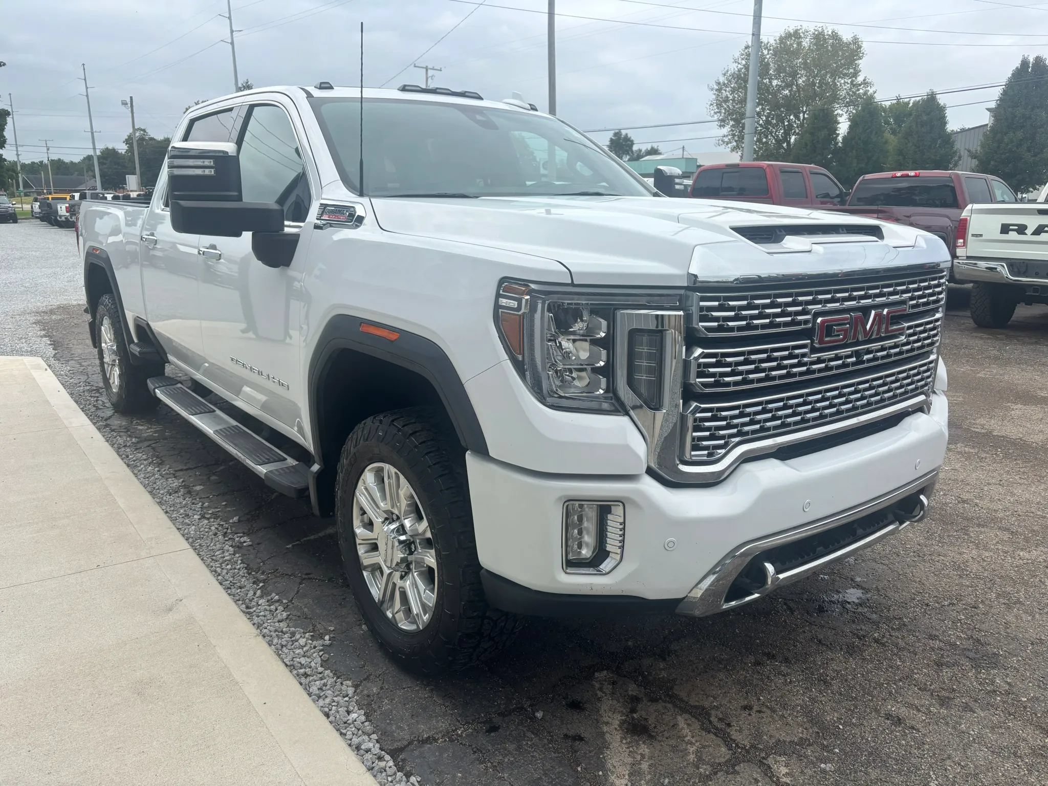 Used 2020 GMC Sierra 2500 Denali w/ Denali Ultimate Package AWD/4WD image 12