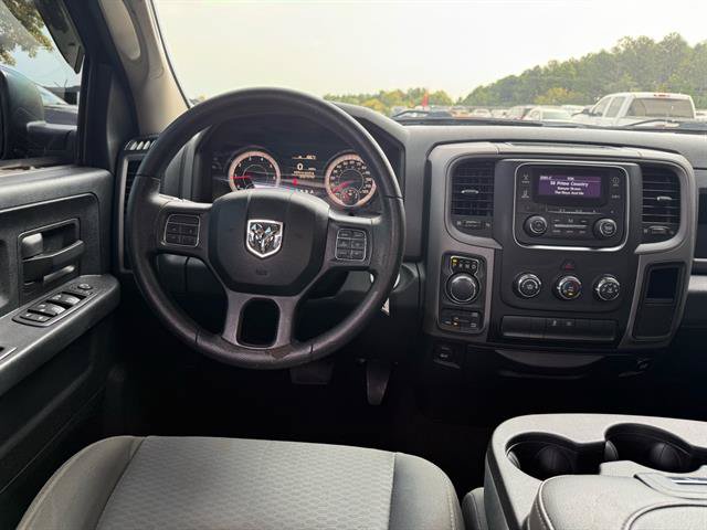 Used 2016 RAM 1500 Express AWD/4WD image 7