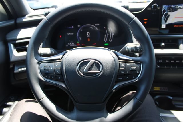 Certified 2025 Lexus UX 300h FWD image 15