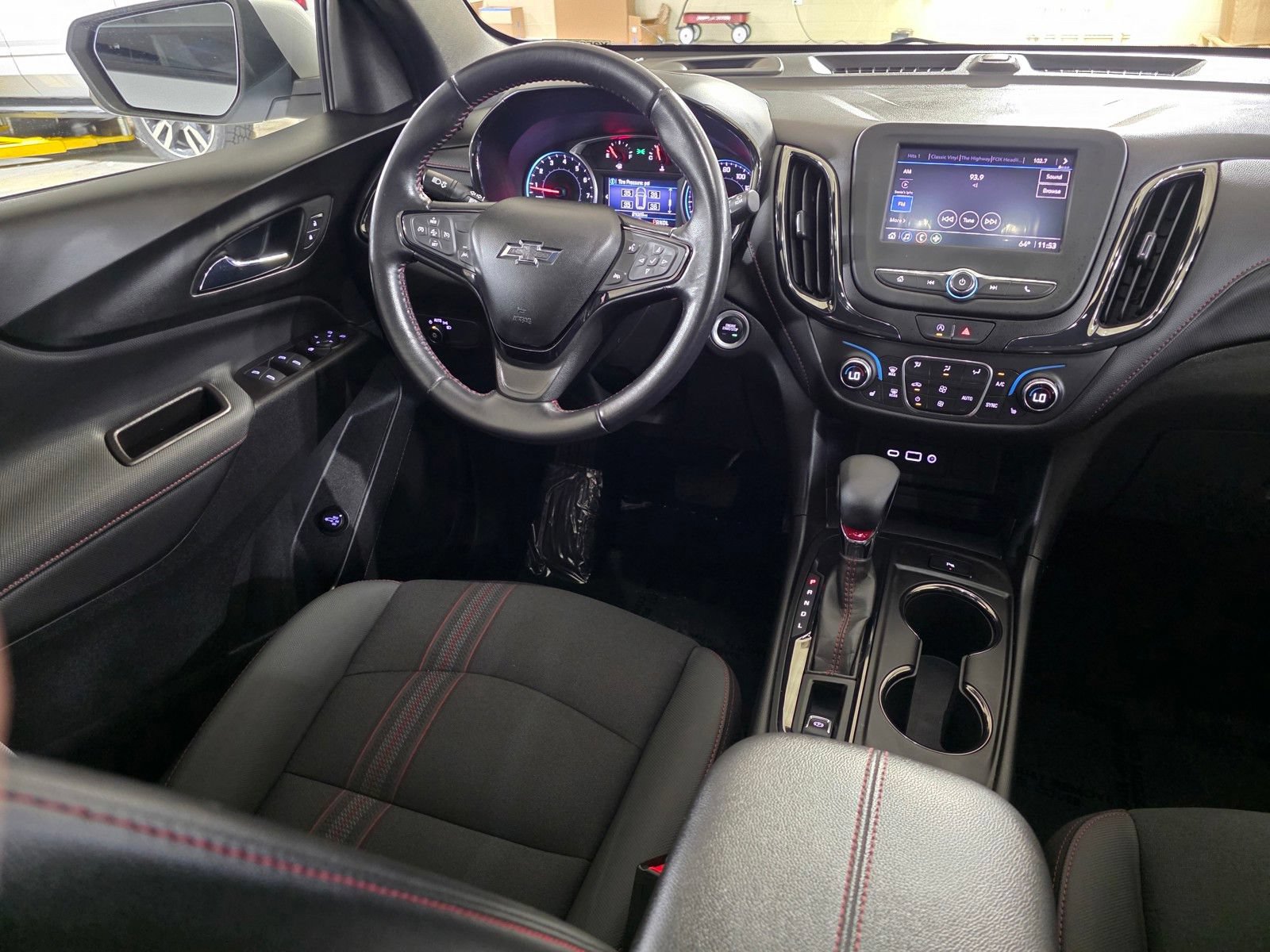 Used 2022 Chevrolet Equinox RS FWD image 19