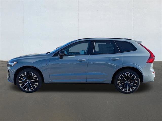 New 2026 Volvo XC60 T8 Ultra w/ Protection Package Premier image 3