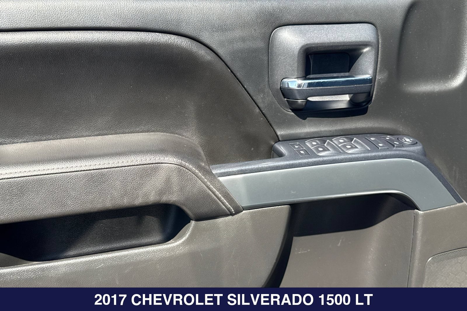 Used 2017 Chevrolet Silverado 1500 LT w/ All Star Edition RWD image 12