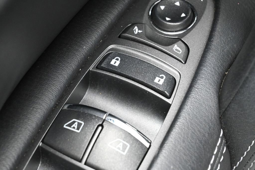 Used 2019 Nissan Armada Platinum w/ Captain's Chairs Package AWD/4WD image 13