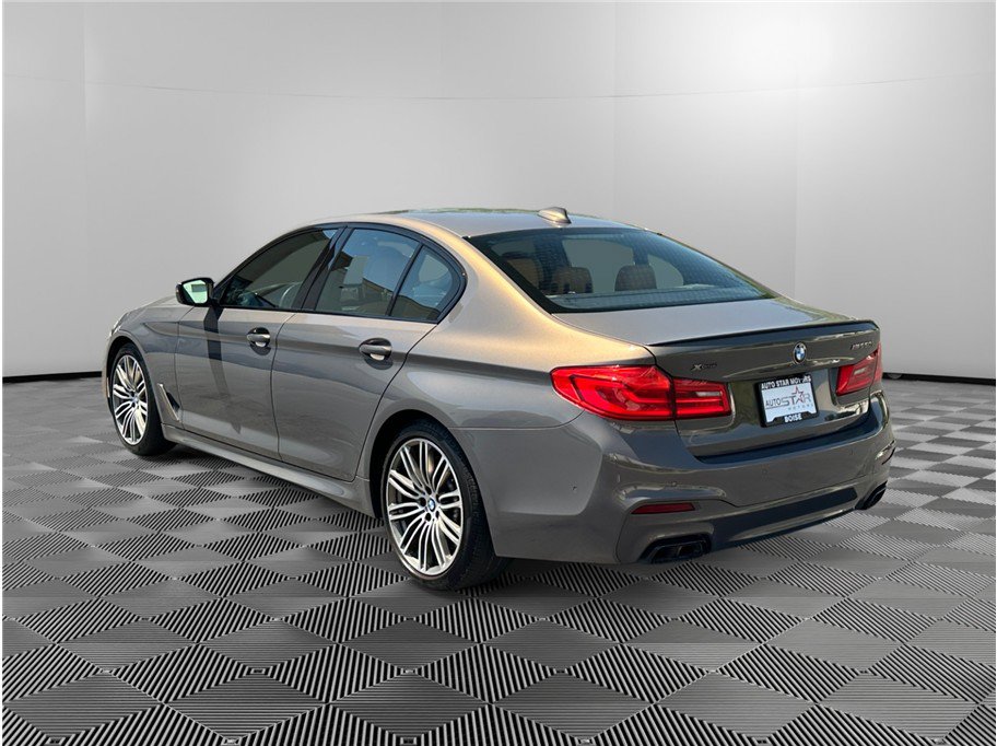 Used 2020 BMW M550i xDrive w/ Executive Package AWD/4WD image 3