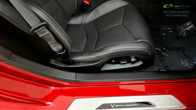 Used 2024 Chevrolet Corvette Stingray Preferred Conv w/ Z51 Performance Package RWD image 41