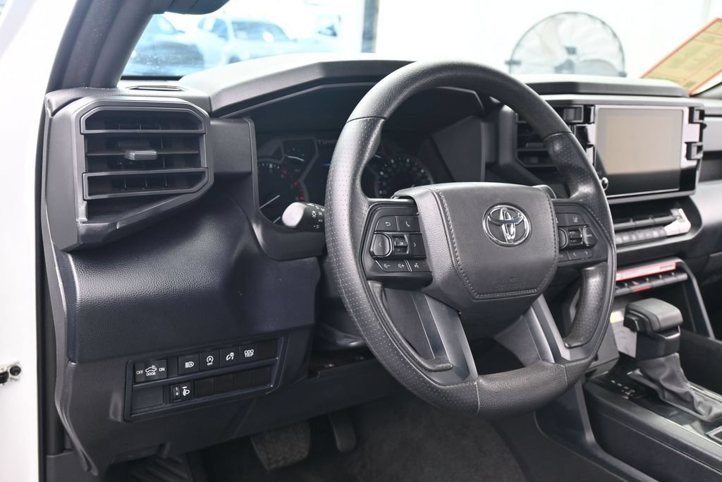 Used 2025 Toyota Tundra SR w/ SR Tow Package AWD/4WD image 14