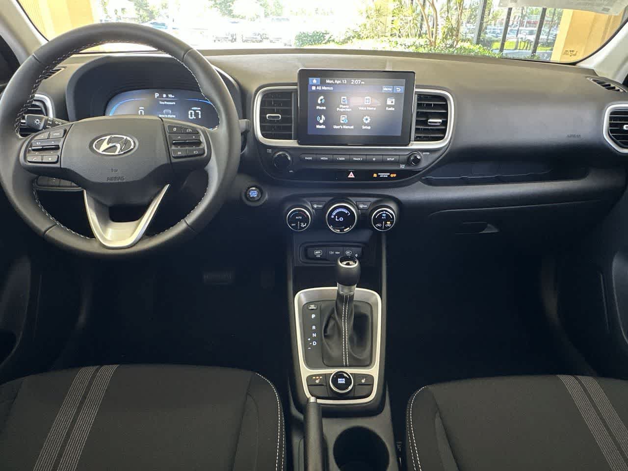 New 2026 Hyundai Venue SEL FWD image 24