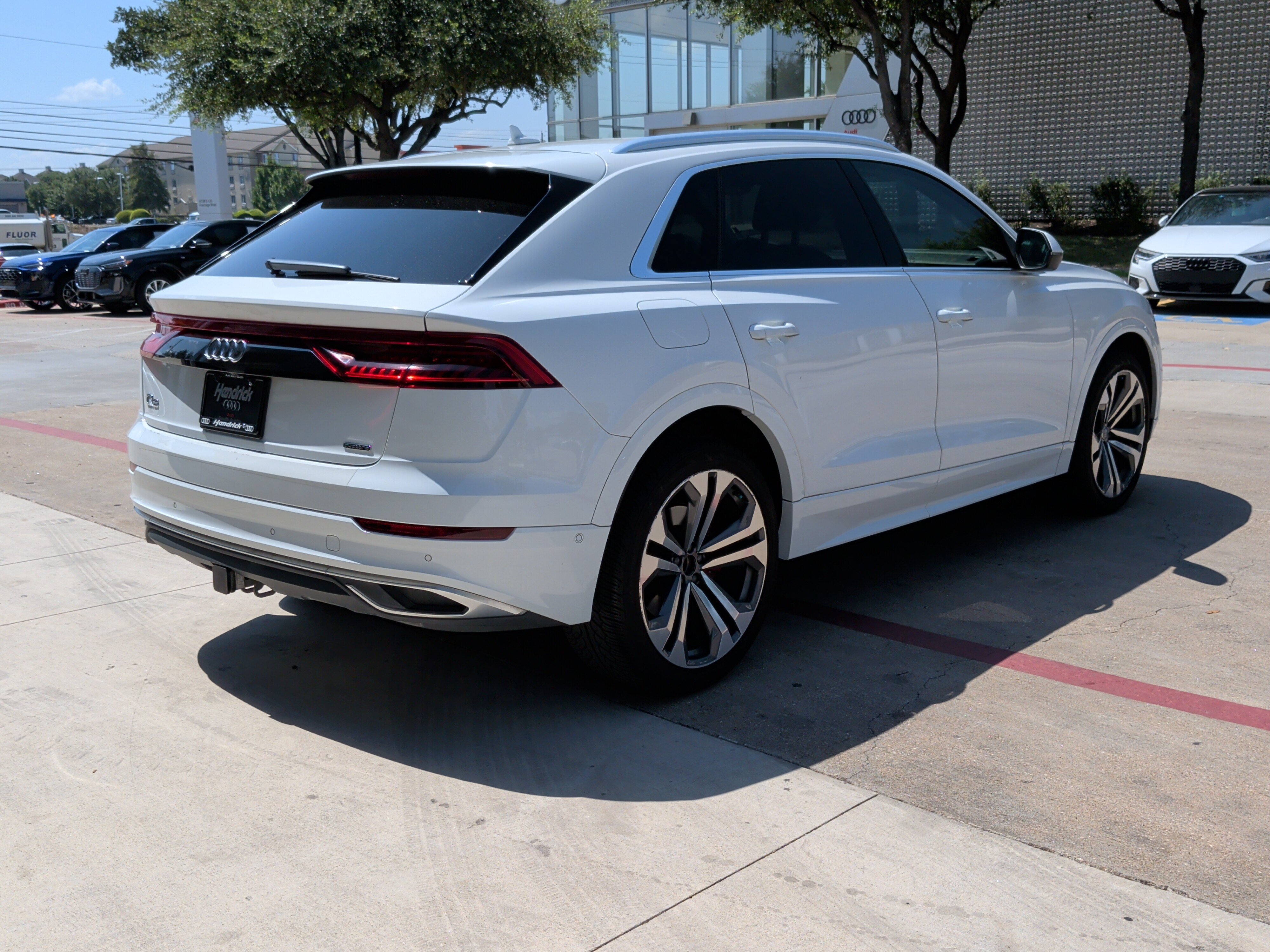 Used 2019 Audi Q8 Premium Plus AWD/4WD image 10