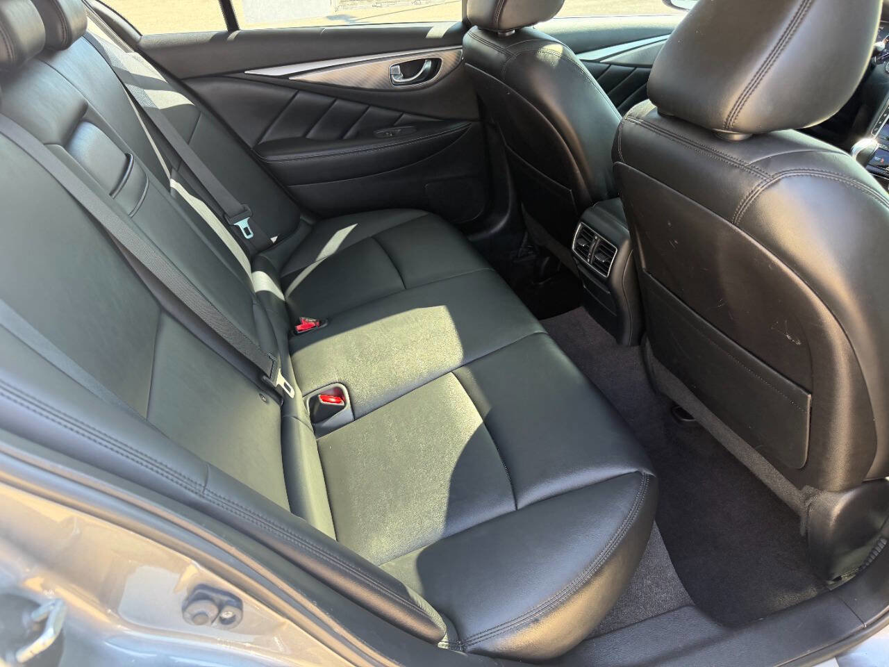 Used 2015 INFINITI Q50 Premium w/ Navigation Package AWD/4WD image 13