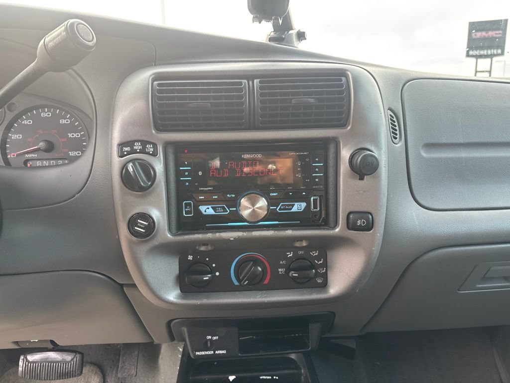 Used 2004 Ford Ranger XLT AWD/4WD image 11