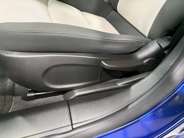 Used 2012 Chevrolet Cruze LS FWD image 12