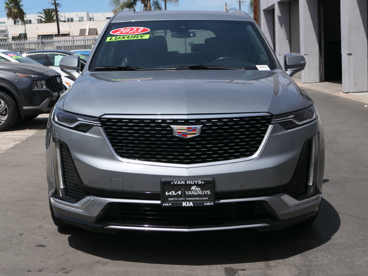 Used 2023 Cadillac XT6 Premium Luxury FWD image 7