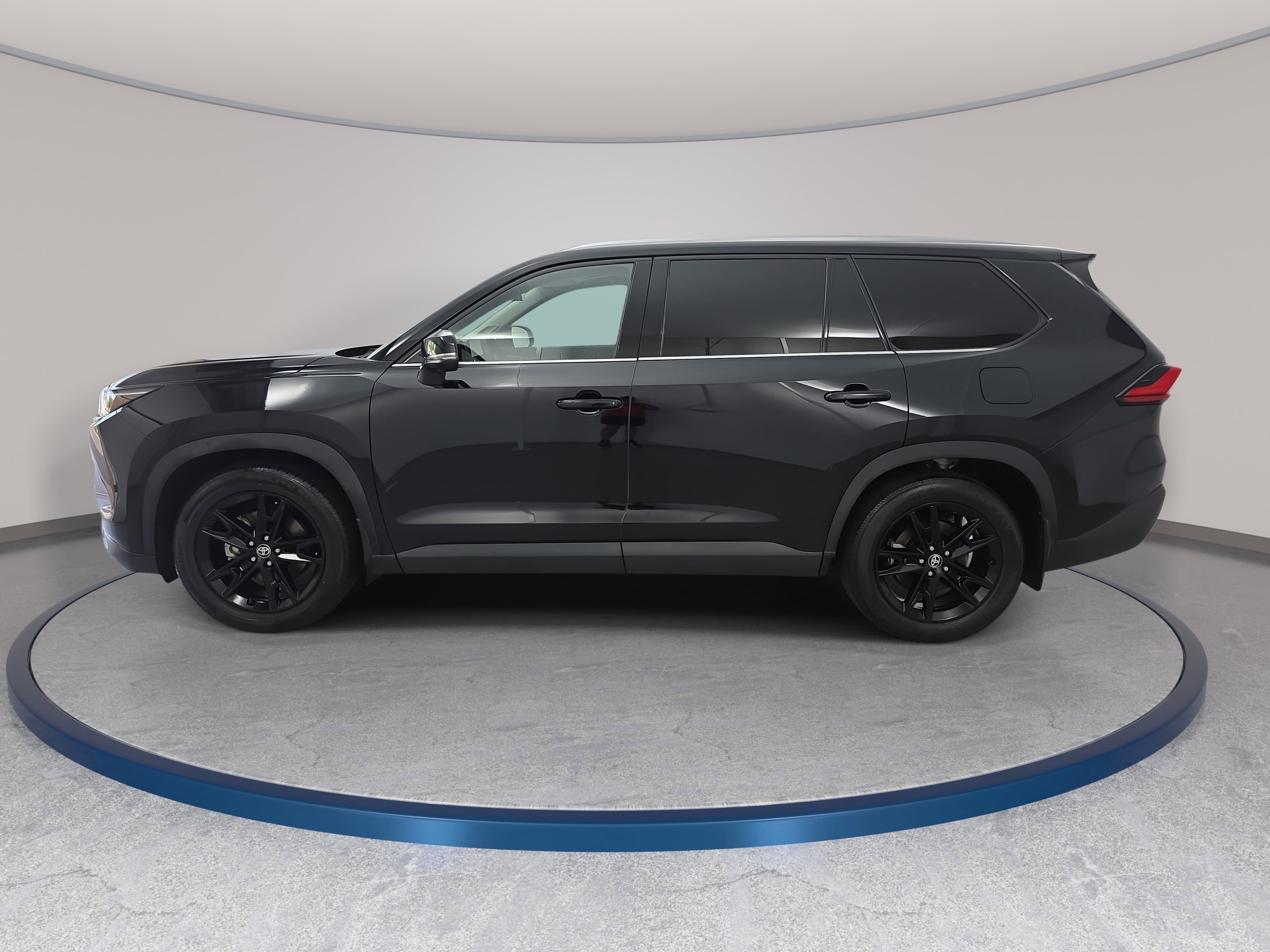 Used 2024 Toyota Grand Highlander AWD image 8