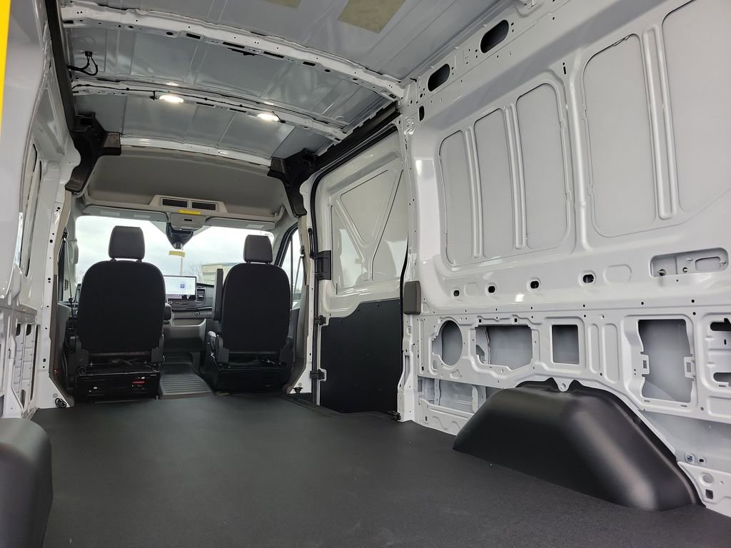 New 2026 Ford Transit 250 148 Medium Roof image 10