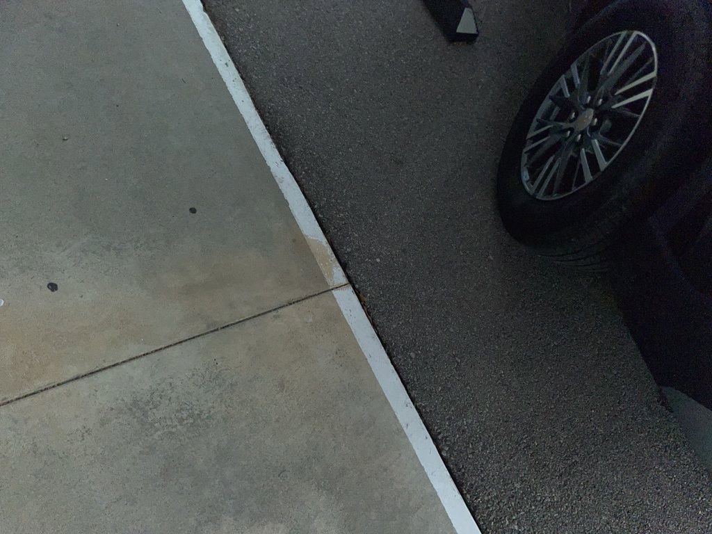 Used 2025 Chevrolet Traverse LT image 5