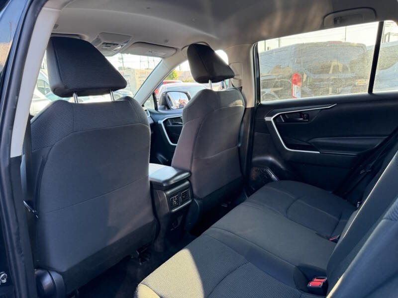 Used 2023 Toyota RAV4 LE image 15