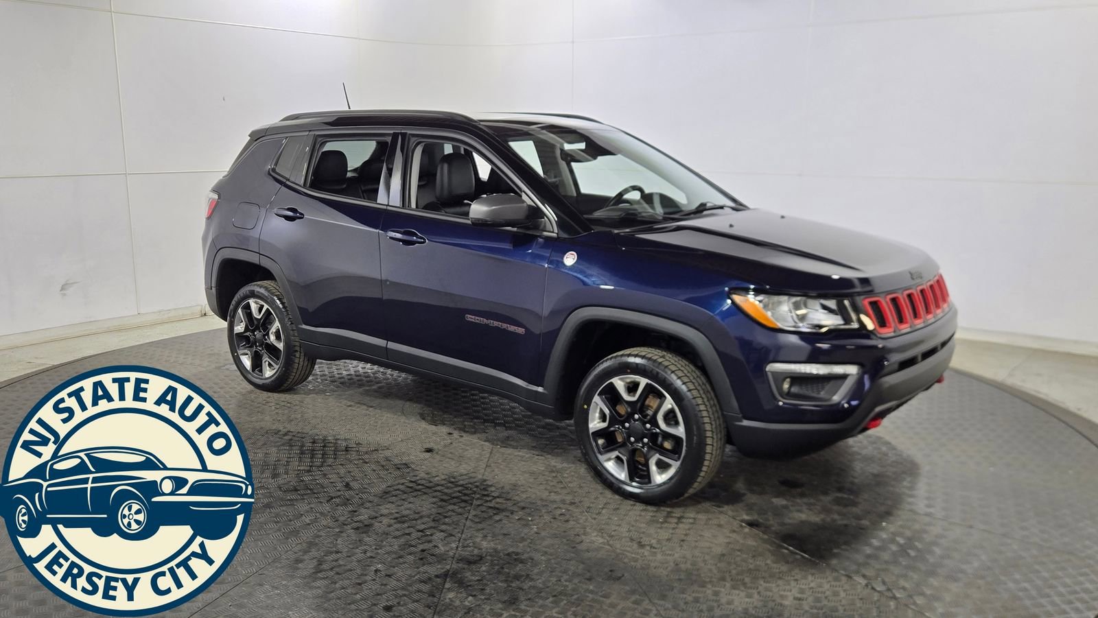 Used 2018 Jeep Compass Trailhawk w/ Leather Interior Group AWD/4WD video 1