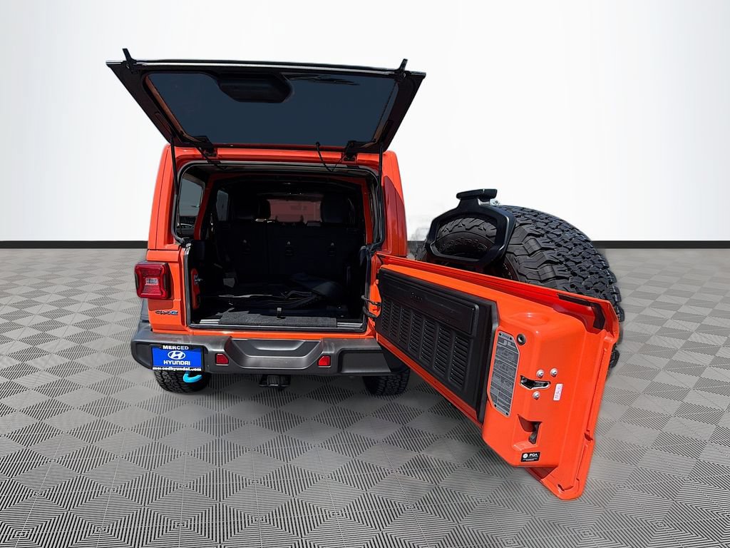 Used 2023 Jeep Wrangler Unlimited Rubicon 4xe AWD/4WD image 25